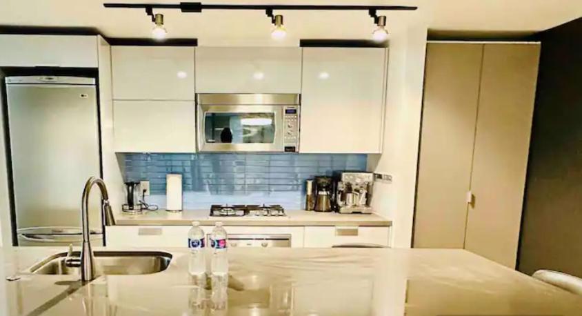 Downtown Luxe Apartment Vancouver Ngoại thất bức ảnh